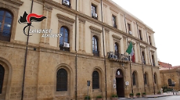 Agrigento, sequestrati 70 caschi non omologati