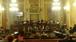 L'Ars approva a notte fonda le variazioni di bilancio