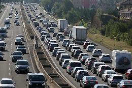 Al via l'esodo d'agosto, primo weekend con bollino nero