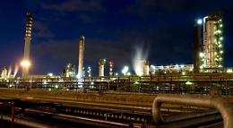 Crisi Isab-Lukoil, sindaco di Priolo: «La perdita di 10mila posti di lavoro sarebbe un colpo mortale»