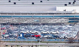 Stellantis: sindacati, richiesta contratto +153 euro nel 2023