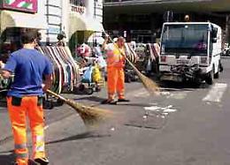 Rifiuti, più netturbini a Catania centro per le festività