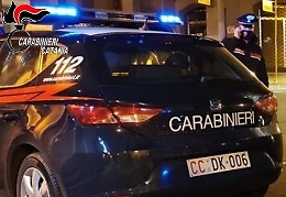 Passeggiata in spiaggia con rapina per un catanese: arrestato un 35enne