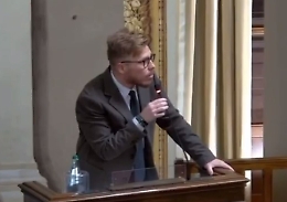 Lavardera: &laquo;La Regione ha comprato per 7mila euro una tv da 450 euro&raquo;