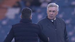 Ancelotti e Gattuso, il (freddo) saluto tra i due: stretta di mano veloce e nessun sorriso