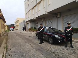 Messina Denaro, viaggi e affari con identità di altri fiancheggiatori: prove trovate in un covo