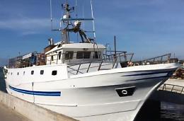 Venti di guerra nel Canale: così l'elicottero della Marina ha messo in fuga i libici