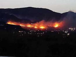 Clima impazzito, Sicilia devastata dai roghi nell'ottobre più caldo di sempre