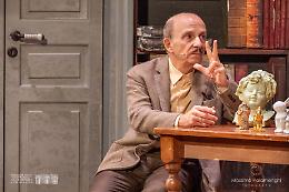 Pirandello, applausi a scena aperta per "Il Vedono Allegro" Carlo Buccirosso