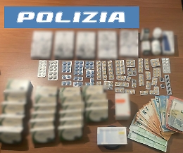 «Portami quelle pillole entro San Valentino», denunciato l'uomo che commerciava farmaci per migliorare le prestazioni sessuali