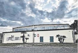 Catania, l'avvocato si aggiudica all'asta giudiziaria lo stabilimento dei clienti