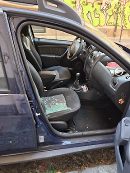 Catania, svegliarsi coi vetri rotti: via Corridoni nel mirino dei vandali
