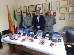 Caccia illegale alle quaglie nel Siracusano: sequestrati apparecchi acustici per attirare i volatili