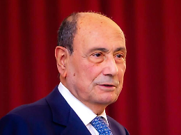 Linea dura: Cuffaro fuori dal governo ma Palazzo d’Orléans resta assediato