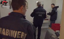 Dentro il centro estetica abusivo di Catania: il video del Nas