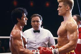 «Ti spiezzo in due»: Dolph Lundgren a Torino ricorda la frase di Ivan Drago in Rocky IV. Il video