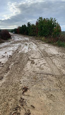 Caltanissetta, Borgo Santa Rita isolato dal fango. L'appello: «Si intervenga subito»