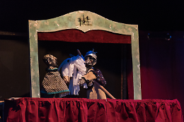 Don Chisciotte: il cavaliere di latta tra burattini, musica e sogni