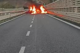 Assalto al portavalori a Reggio Calabria, il bottino è milionario