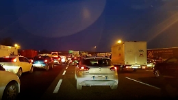 Code chilometriche nel pomeriggio sulla Tangenziale di Catania: cinque mezzi coinvolti in un incidente