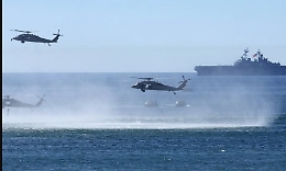 Operazione segreta nell’Oceano Indiano: forze speciali Usa sequestrano carico militare diretto in Iran