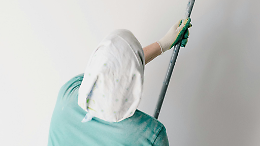 L'imbianchino "sporcaccione" rinviato a giudizio: dovr&agrave; affrontare il dibattimento per violenza sessuale 