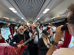 Sicilia Express, il treno che &ldquo;all'incontrario va&rdquo;: oltre 500 fuorisede pronti a riabbracciare la &ldquo;terra madre&rdquo;