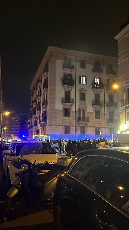 Spari in piazza Nasc&egrave;, arrestato un ventunenne di Borgo Nuovo: dubbi sul fucile in auto