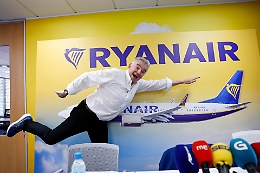 I dettagli sulla mega multa da 256 milioni di euro per Ryanair: &laquo;Abuso di posizione dominante&raquo;