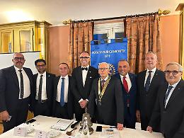 Rotary Club Canicatt&igrave;: Piero Napoli &egrave; il nuovo presidente. Subentra a Calogero Restivo