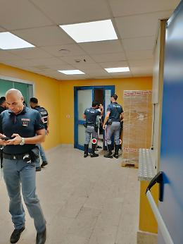 Assalto in Rianimazione a Catania, la ricostruzione della giornata di follia al Cannizzaro e la difesa dei parenti: &laquo;Non abbiamo colpito i medici&raquo;