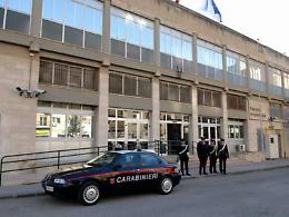 Caltanissetta, avvocato sospeso per 8 mesi: «Ha messo lui le firme sui gratuito patrocinio»