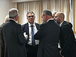 Forza Italia, il gelo di Schifani (ma non solo) sui “consigli” di Cardinale  e le mosse della “rete” di Mulè