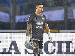 Andrea Dini, la saracinesca del Catania: un volo da dieci e lode