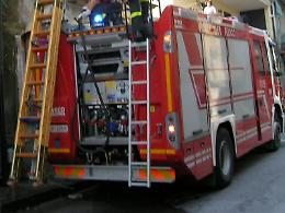 Cede un costone in via Veneto, evacuate quattro abitazioni