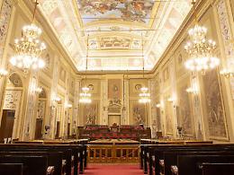 Il blocca-assunzioni alla Regione siciliana? Non &egrave; in vigore. Cos&igrave; fioccano i concorsi &ldquo;last minute&rdquo;