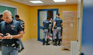 Assalto in Rianimazione a Catania, la ricostruzione della giornata di follia al Cannizzaro e la difesa dei parenti: &laquo;Non abbiamo colpito i medici&raquo;