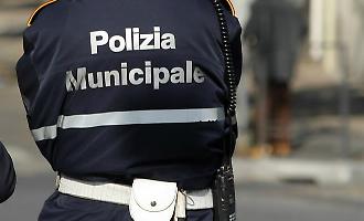 Discarica abusiva in un'autocarrozzeria: scatta il sequestro al Quadrivio Spinasanta