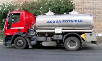 Promessi diecimila alberi: ma nel frattempo senza manutenzione n&eacute; acqua il patrimonio verde muore