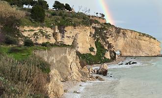 Frana a Sciacca: crolla un tratto del costone Cammordino, paura sotto la zona termale