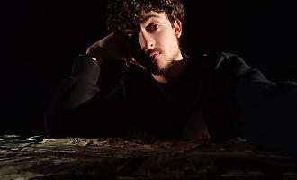 Dal Liceo al grande schermo: chi &egrave; Alfonso Guadagnino, il "fuoriclasse" che recita da anziano