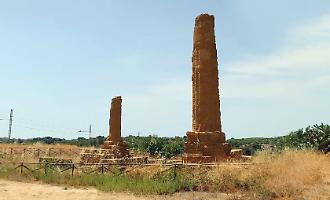 Furto di cavi di rame alla Valle dei Templi: i ladri agiscono indisturbati e il tempio di Vulcano resta al buio