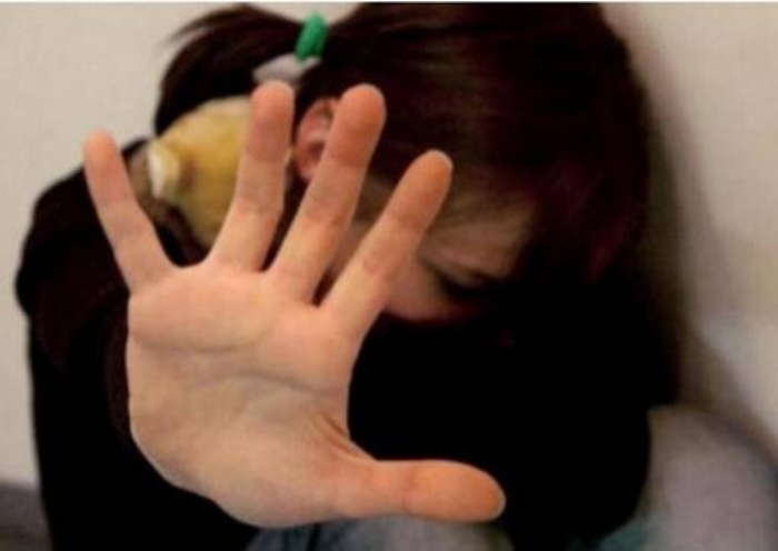 Partinico, abusi su una bambina di sei anni. La famiglia aggredisce il responsabile