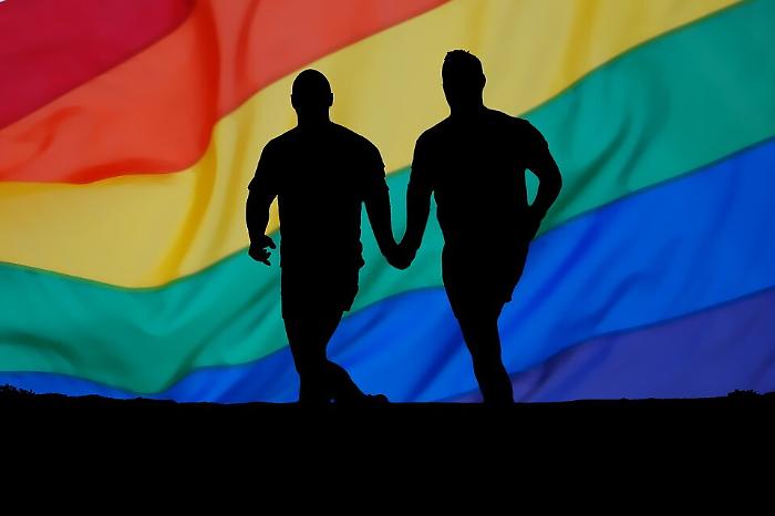Proteggi te stesso: screening gratuito e anonimo per Hiv e sifilide a piazza Cairoli