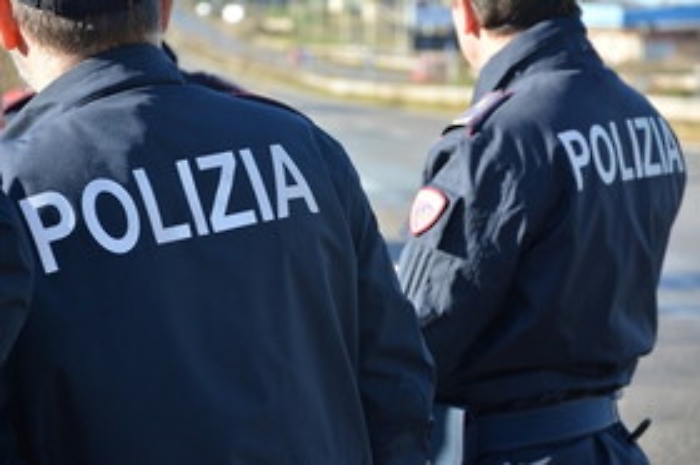 Chiuso il cerchio sulla rapina al centro scommesse di Messina: due arresti 