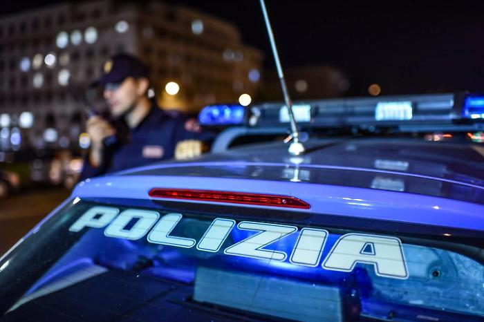 Riconosciuto dalla volante dopo una fuga, arrestato sedicenne catanese 