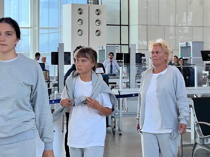 &laquo;Espulsi altri  171 attivisti dalla Flottiglia per Gaza, tra cui la svedese Greta Thunberg&raquo;: l'annuncio di Israele