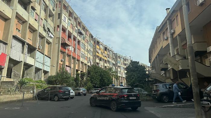 Catania, spari nella notte in via Capo Passero: indagano i carabinieri
