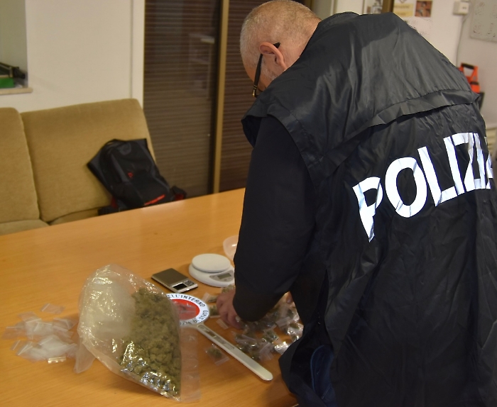 Operazione "Primus 2",  cinque arresti ad Adrano per spaccio e agevolazione al clan Scalisi