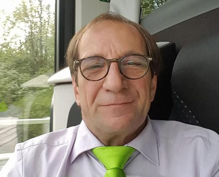 Chi è Raffaele, l'autista ucciso dalla sassaiola contro il pullman dei tifosi del Pistoia Basket 